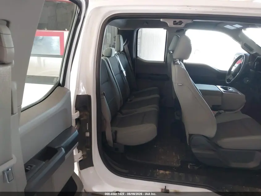 2017 FORD F-150 XL