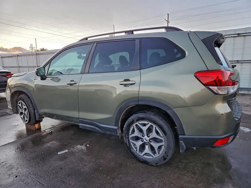 2020 SUBARU FORESTER PREMIUM  
