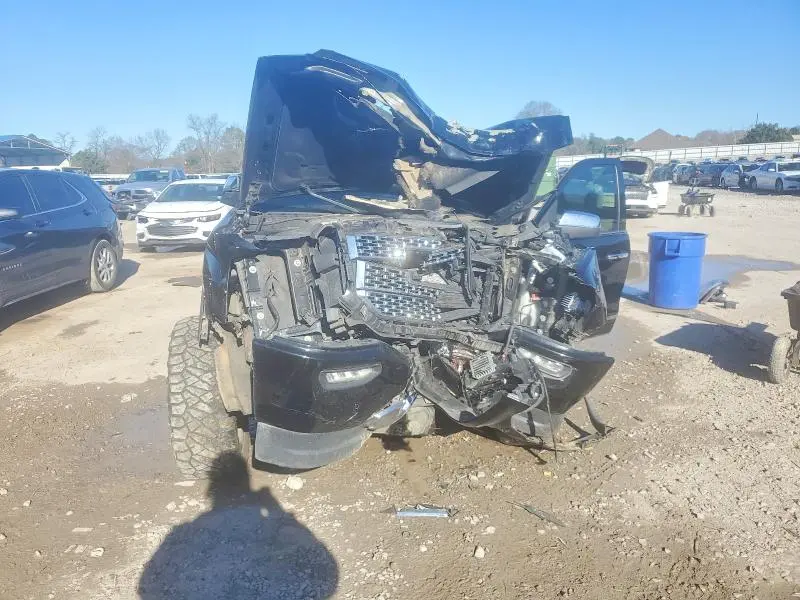 2017 GMC SIERRA K1500 DENALI  