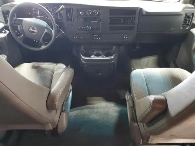 2011 GMC SAVANA G1500 LT  