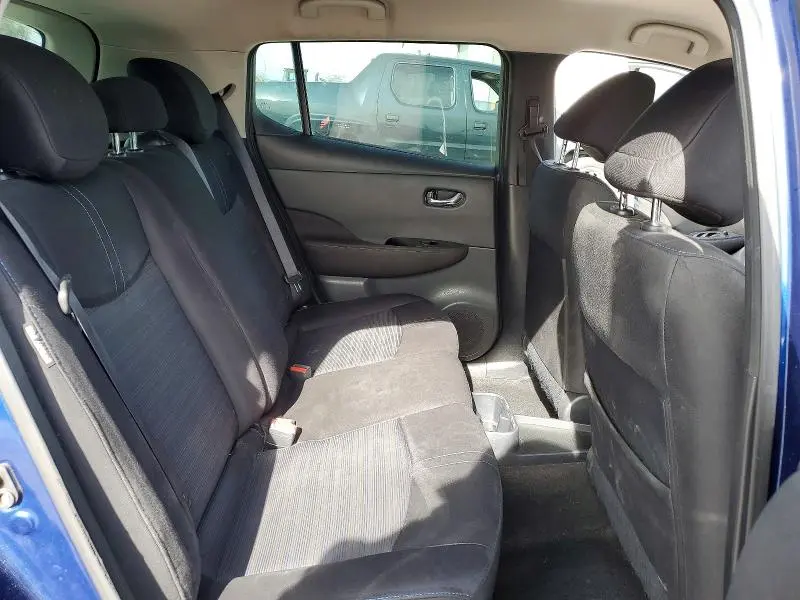 2023 NISSAN LEAF SV PLUS  