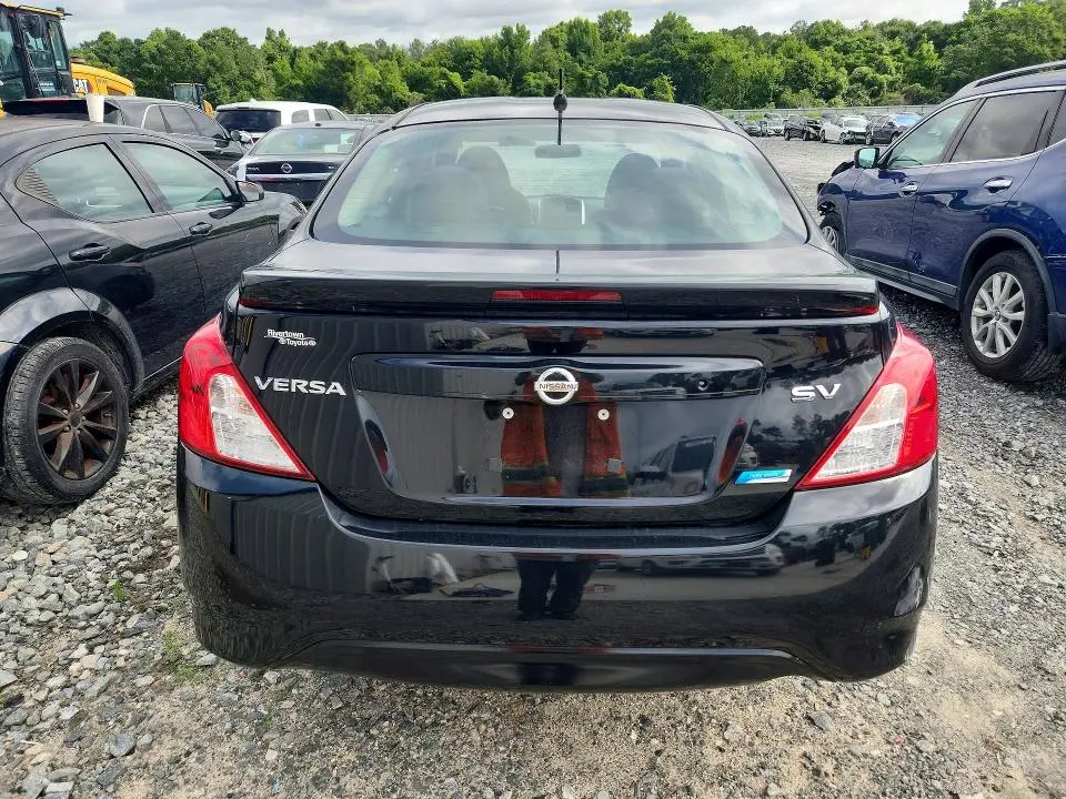 2016 NISSAN VERSA 1.6 SV  