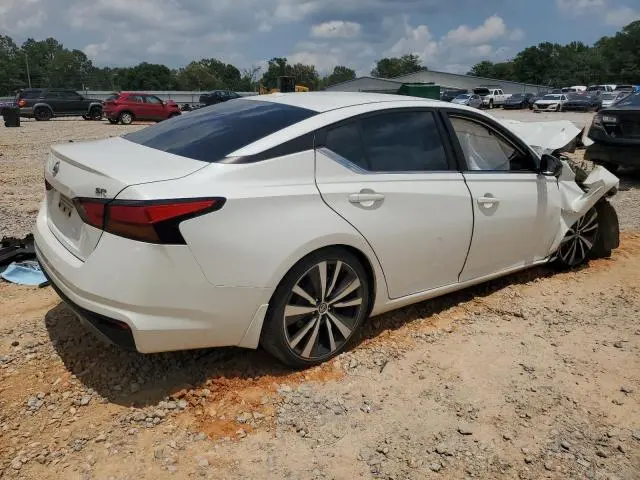 2019 NISSAN ALTIMA SR  