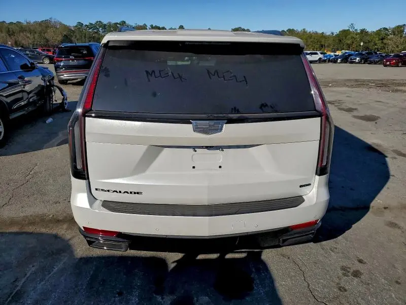 2024 CADILLAC ESCALADE ESV SPORT  