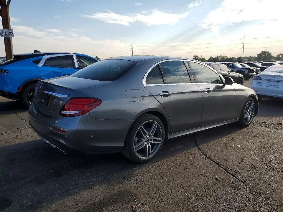 2018 MERCEDES-BENZ E 300  