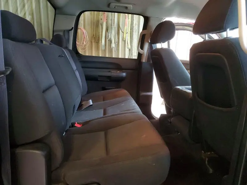2011 CHEVROLET SILVERADO K1500 LS  