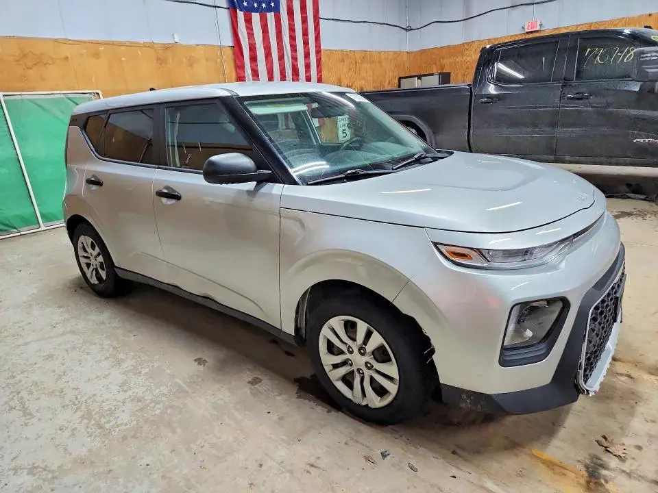 2021 KIA SOUL LX  