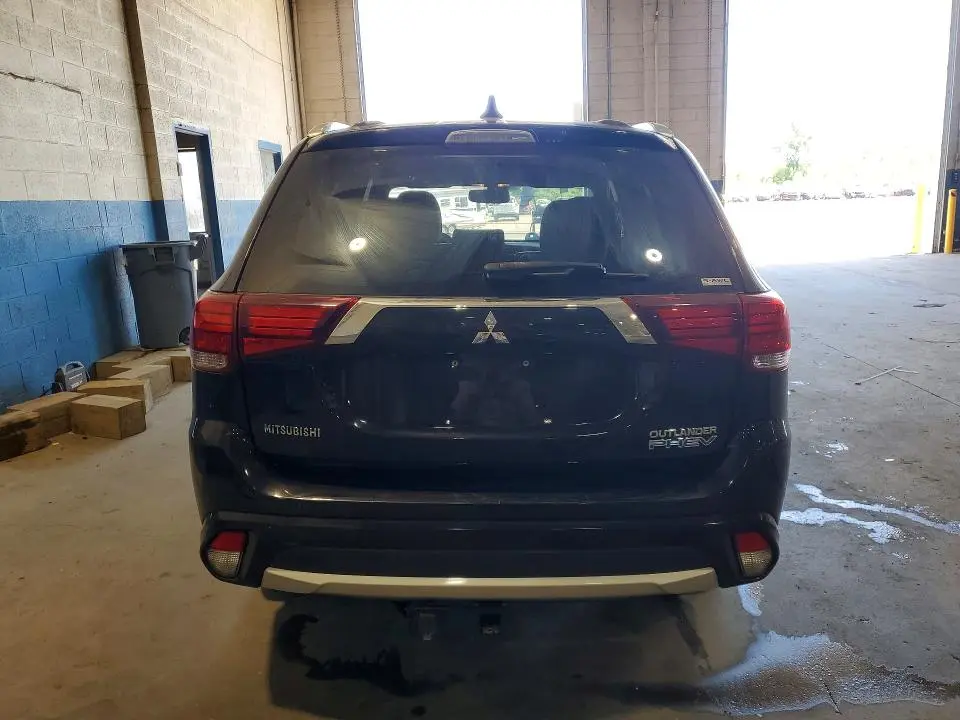 2018 MITSUBISHI OUTLANDER SE  
