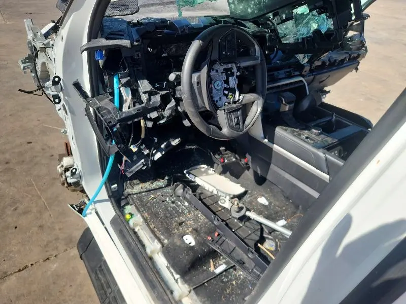 2025 TOYOTA TUNDRA CREWMAX LIMITED  