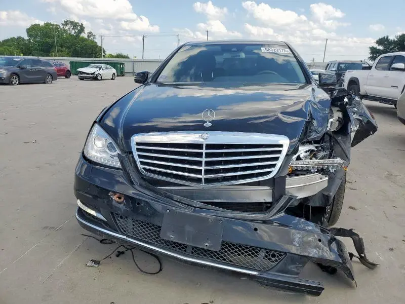 2013 MERCEDES-BENZ S 550  