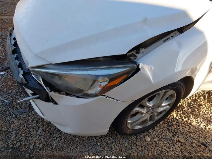 2018 TOYOTA YARIS IA  