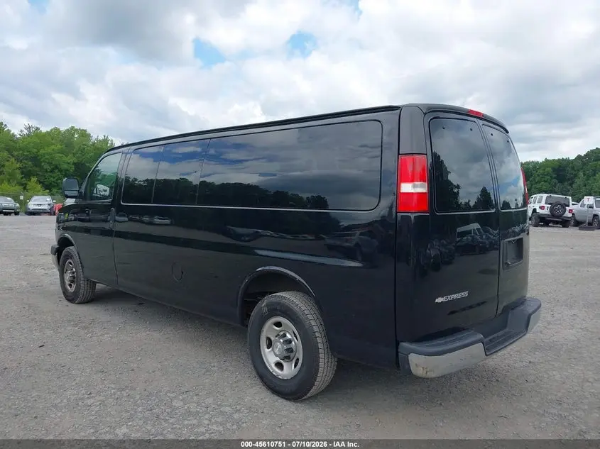 2017 CHEVROLET EXPRESS 3500 LT
