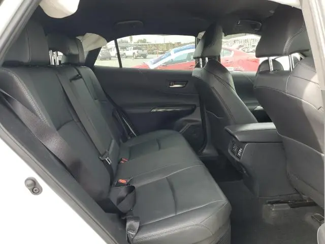 2024 TOYOTA VENZA LE  