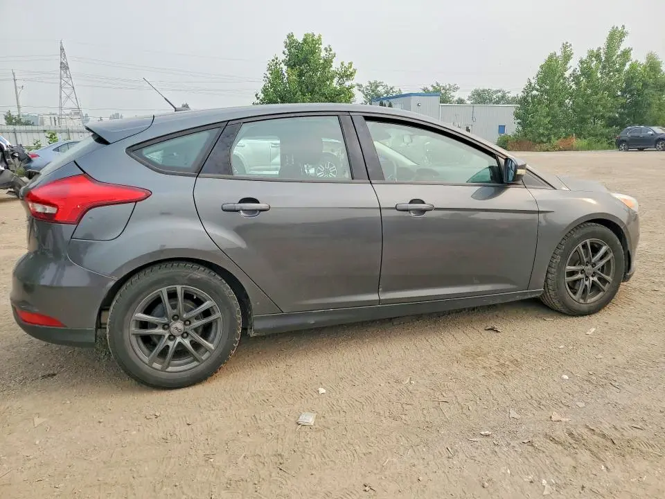 2017 FORD FOCUS SE  