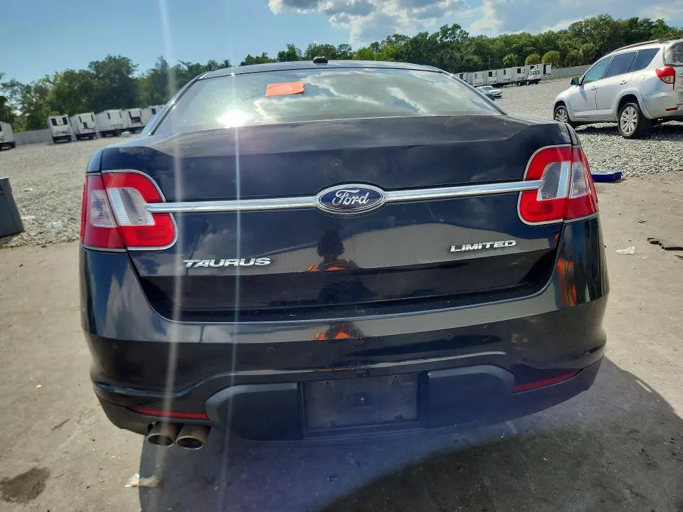 2010 FORD TAURUS LIMITED  