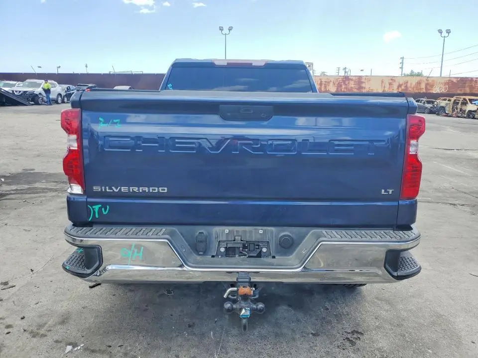2021 CHEVROLET SILVERADO K1500 LT  