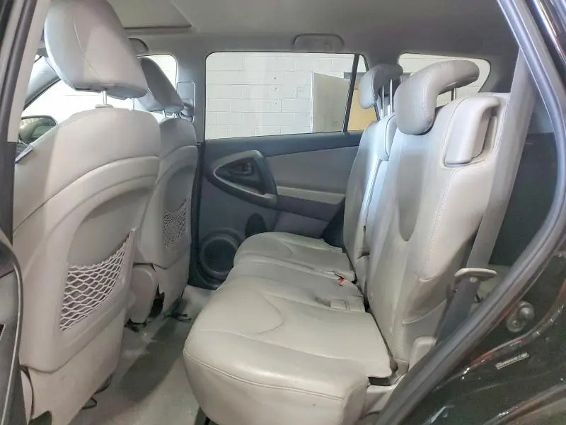 2011 TOYOTA RAV4 LIMITED  