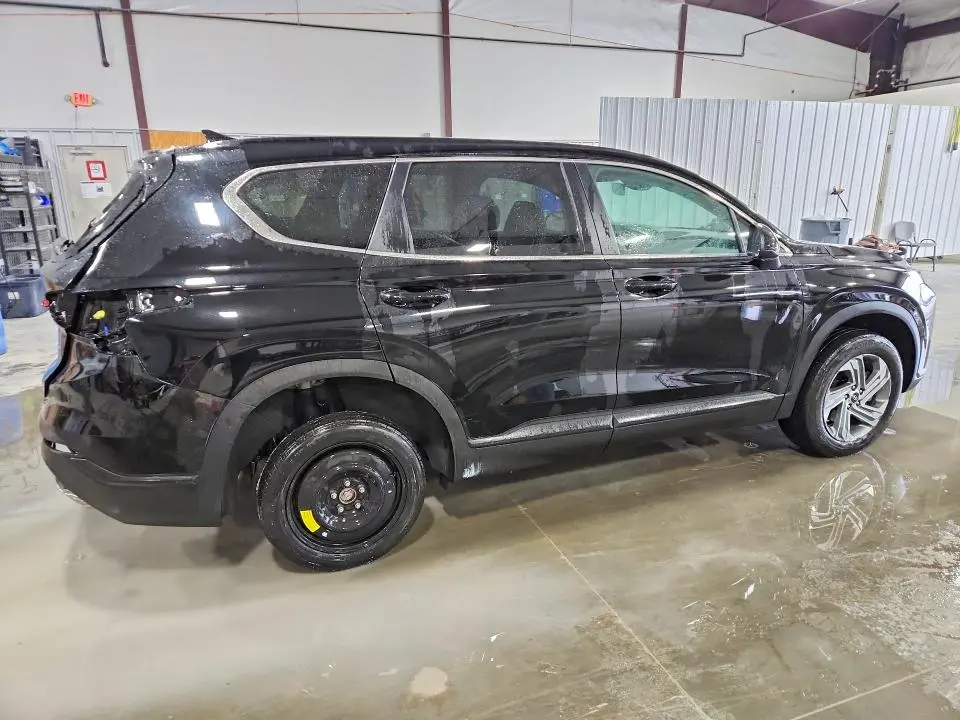 2022 HYUNDAI SANTA FE SE  