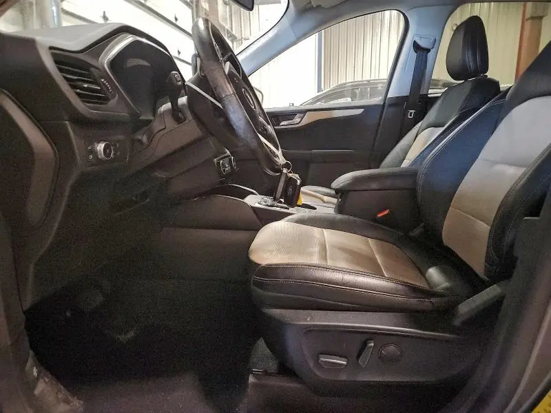 2021 FORD ESCAPE TITANIUM  