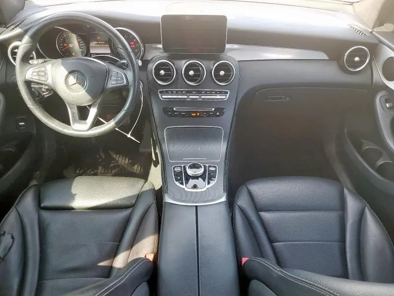 2019 MERCEDES-BENZ GLC 300  