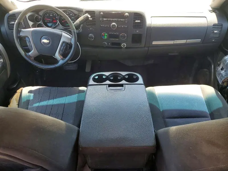 2011 CHEVROLET SILVERADO K1500 LT  