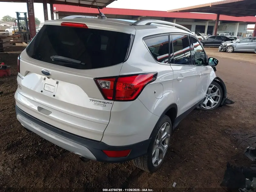 2019 FORD ESCAPE TITANIUM