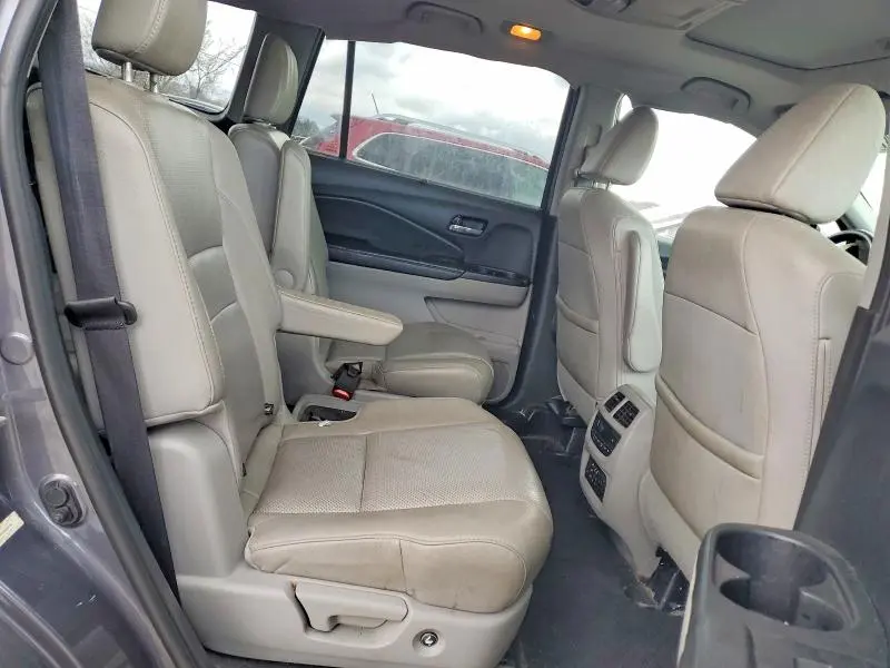 2016 HONDA PILOT ELITE  