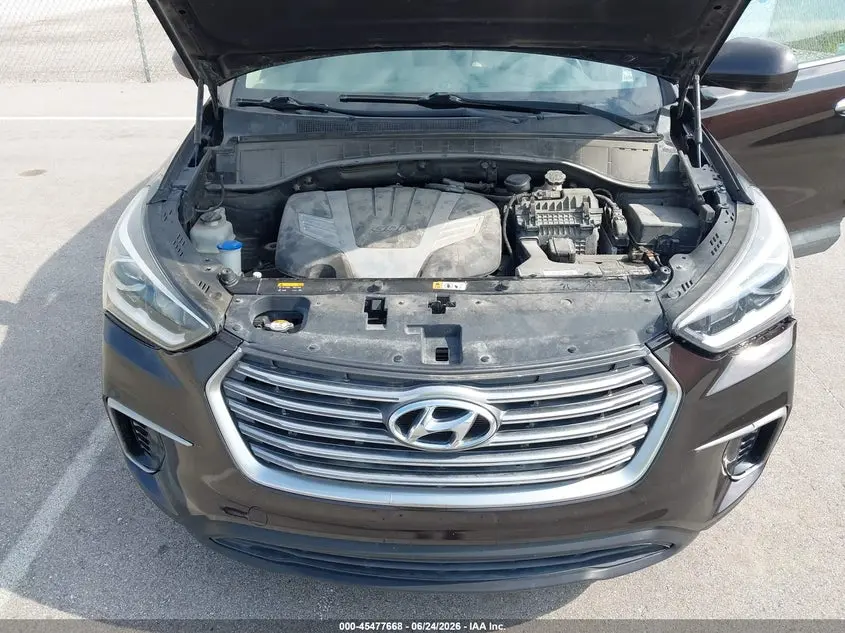 2017 HYUNDAI SANTA FE SE