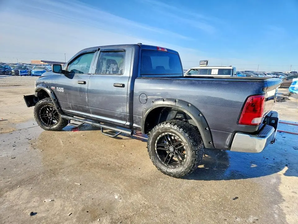 2014 RAM 1500 ST  