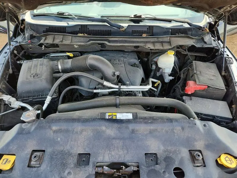 2013 RAM 1500 SLT  