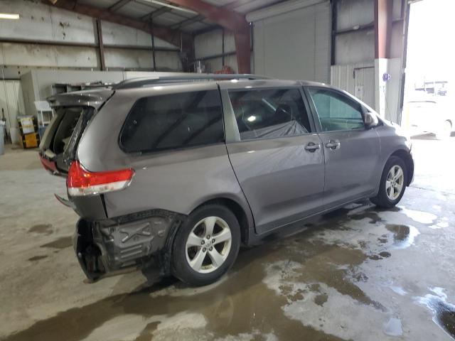 2014 TOYOTA SIENNA LE