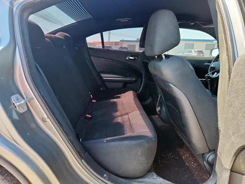 2012 DODGE CHARGER SE  