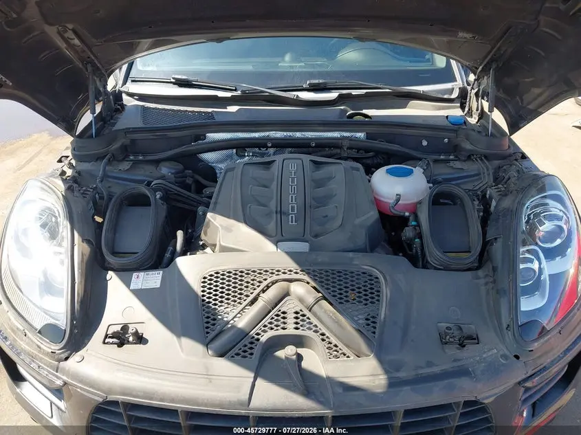 2018 PORSCHE MACAN S