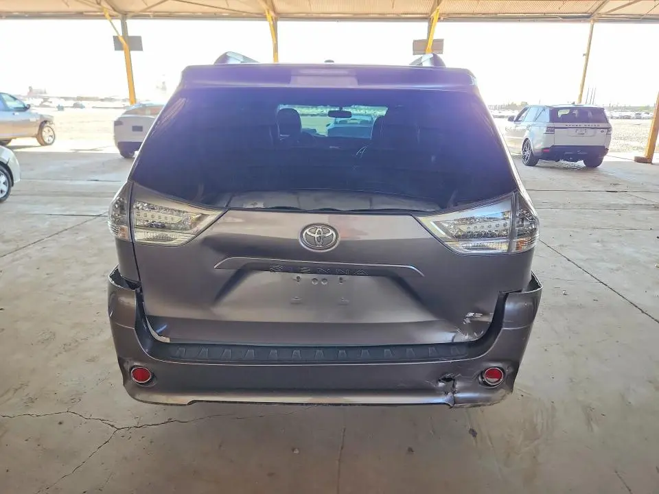 2014 TOYOTA SIENNA SPORT  
