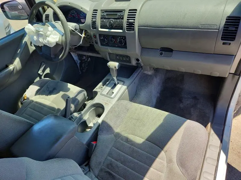 2013 NISSAN FRONTIER S  