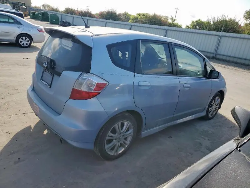 2010 HONDA FIT SPORT  