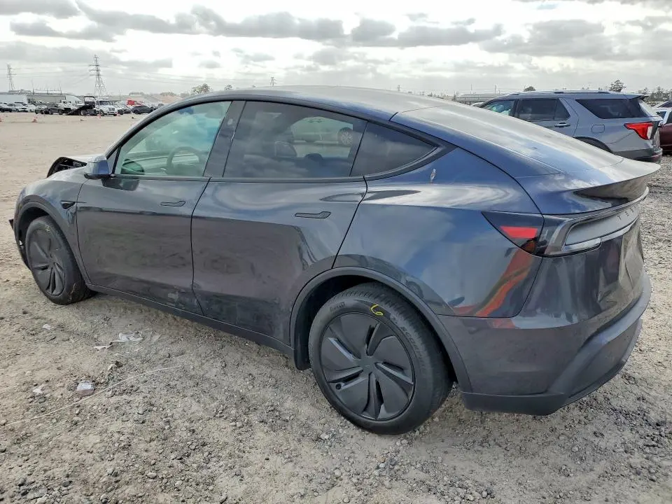 2026 TESLA MODEL Y   