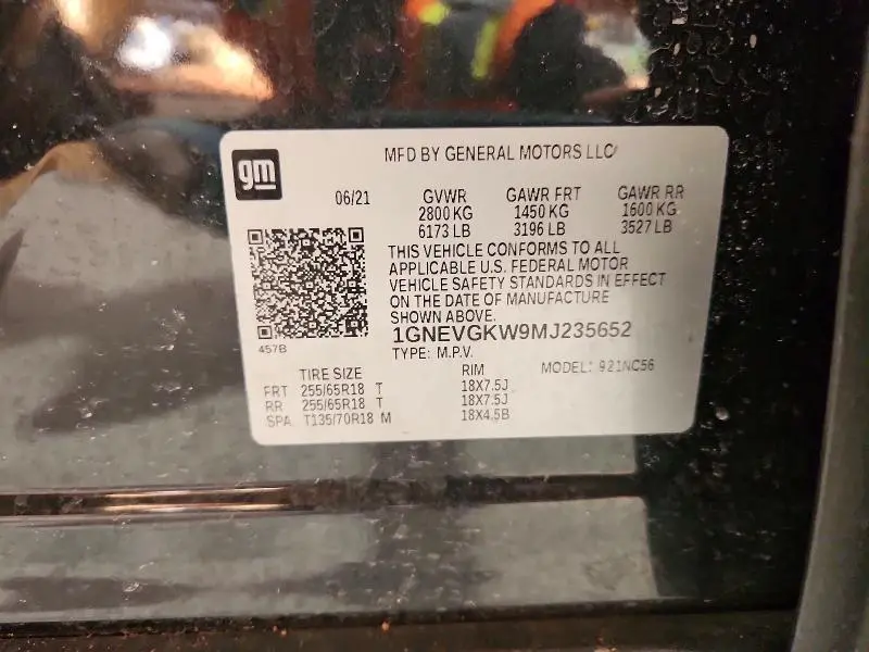 2021 CHEVROLET TRAVERSE LT  