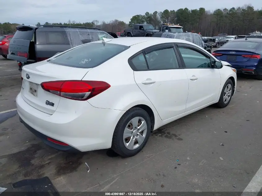 2018 KIA FORTE LX