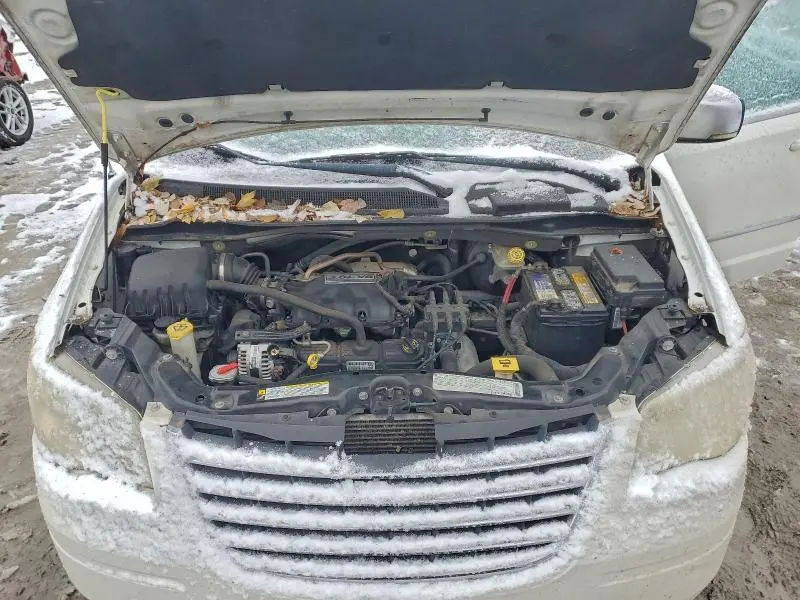 2010 CHRYSLER TOWN & COUNTRY TOURING PLUS  