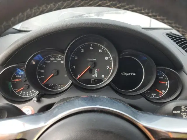 2016 PORSCHE CAYENNE   