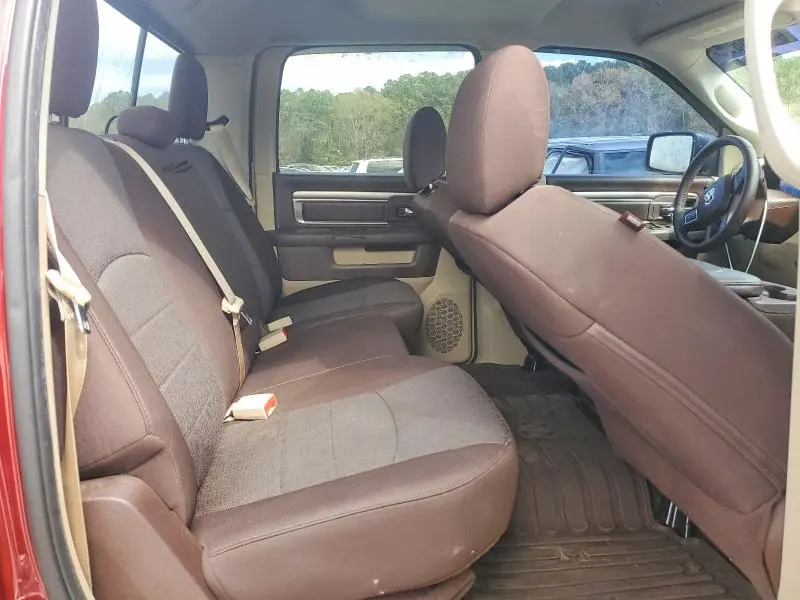 2018 RAM 1500 SLT  