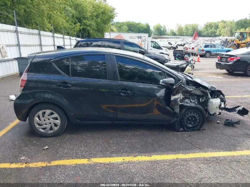 2015 TOYOTA PRIUS C ONE
