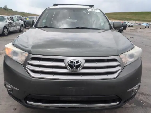 2013 TOYOTA HIGHLANDER LIMITED  