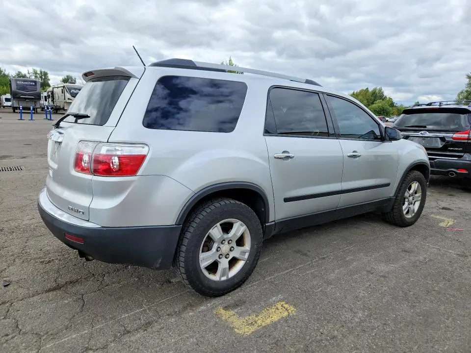 2011 GMC ACADIA SLE  