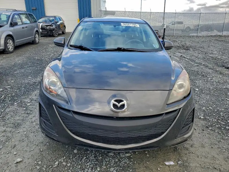2010 MAZDA 3 I  