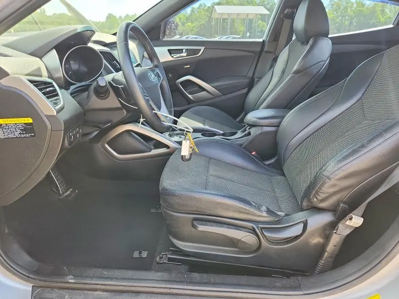 2016 HYUNDAI VELOSTER BASE  