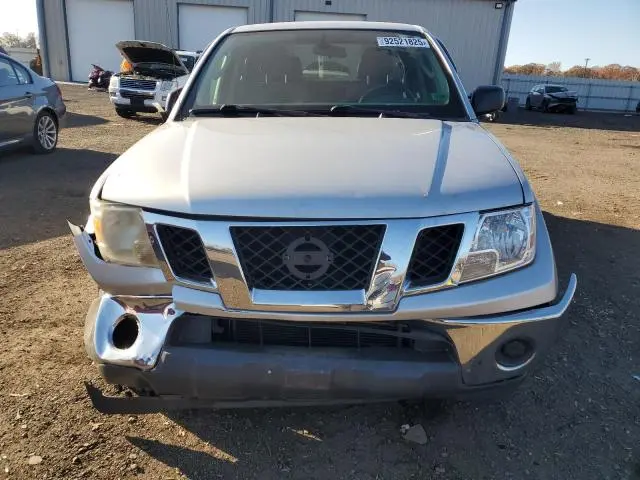 2010 NISSAN FRONTIER CREW CAB SE  