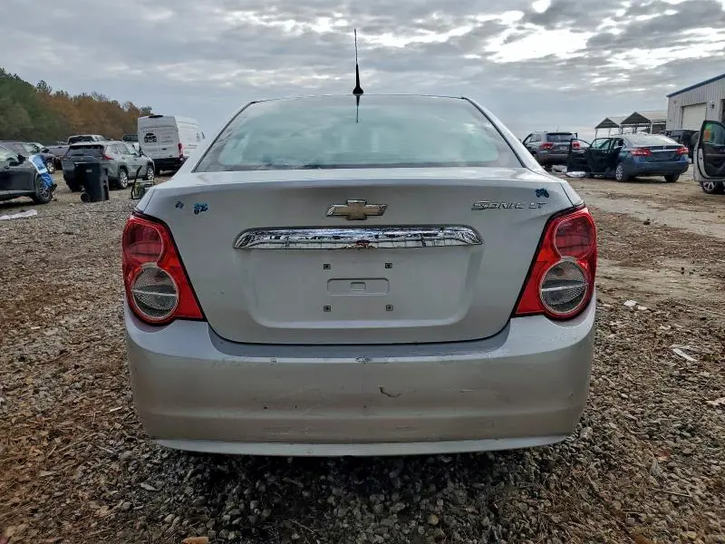 2014 CHEVROLET SONIC LT  