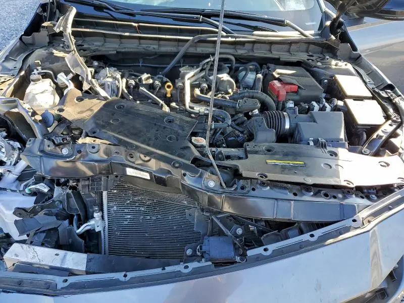 2021 NISSAN ALTIMA SR  